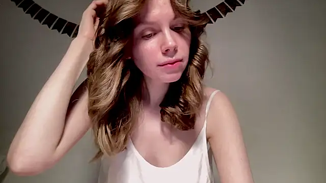 Snapshot of Nikki_Mimimi chatting on 28, 12, 2024 Nikki Mimimi online show from 28, 12, 2024