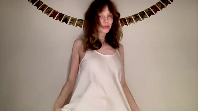 Snapshot of Nikki_Mimimi chatting on 10, 1, 2025 Nikki Mimimi online show from 10, 1, 2025