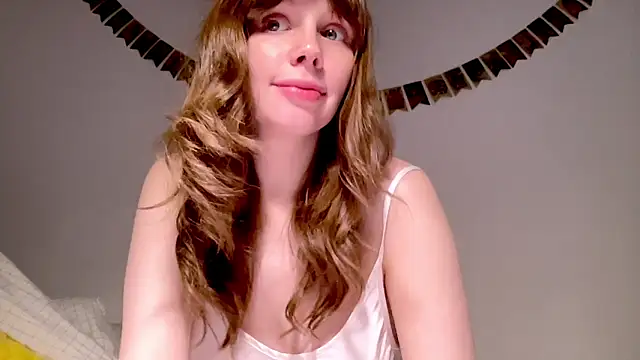 Snapshot of Nikki_Mimimi chatting on 18, 12, 2025 Nikki Mimimi online show from 18, 12, 2025