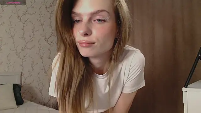 Snapshot of ly_lydia chatting on 15, 6, 2026 ly lydia online show from 15, 6, 2026