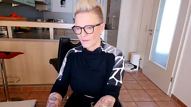 Snapshot of German_Milf chatting on 16, 1, 2025 German Milf online show from 16, 1, 2025