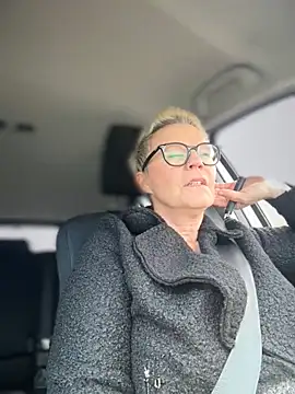 Snapshot of German_Milf chatting on 9, 10, 2025 German Milf online show from 9, 10, 2025