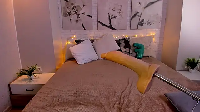 Betty June online show from 17, 2, 2025