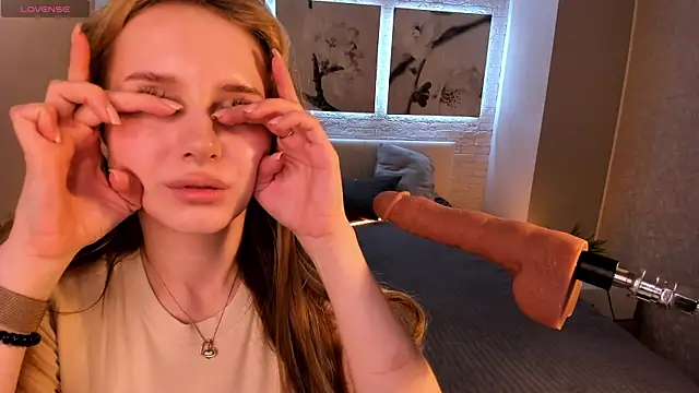 Betty June online show from 15, 9, 2025