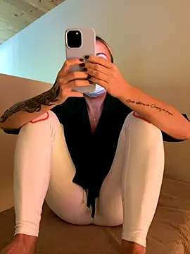 EmaSalis online show from 19, 9, 2025