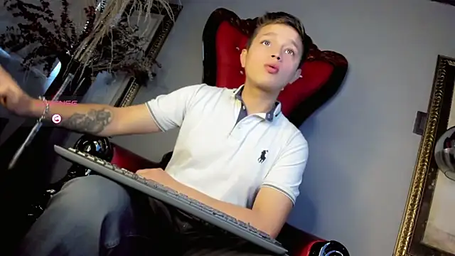 Tim wolf online show from 8, 9, 2025