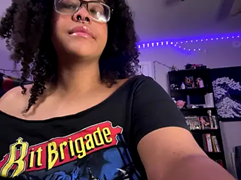 Snapshot of N1NT3NDH03 chatting on 18, 12, 2025 N1NT3NDH03 online show from 18, 12, 2025