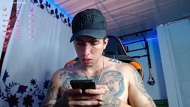 Adam Hudsond online show from 7, 3, 2026