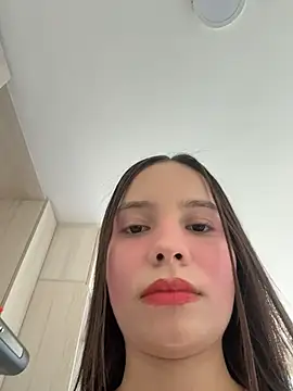 MiaJacksonn online show from 20, 5, 2026