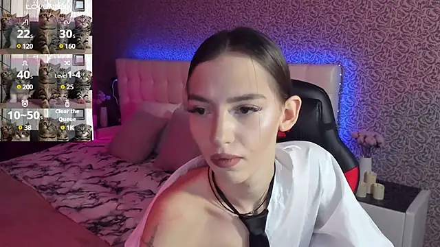 Snapshot of SophieCatty chatting on 3, 2, 2025 SophieCatty online show from 3, 2, 2025