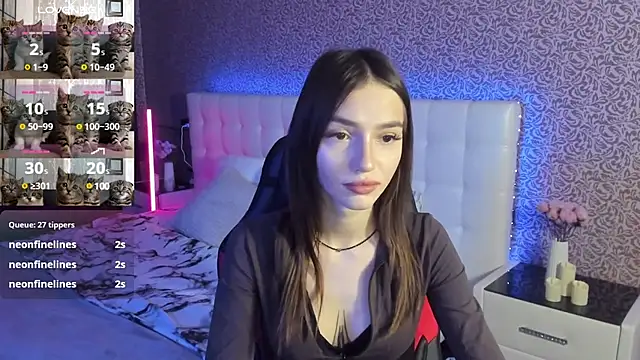 Snapshot of SophieCatty chatting on 5, 2, 2025 SophieCatty online show from 5, 2, 2025