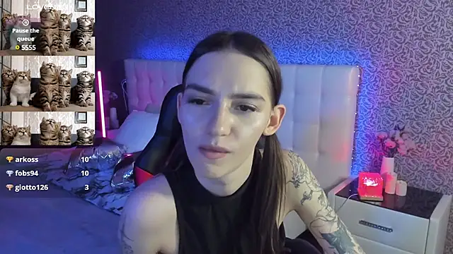 Snapshot of SophieCatty chatting on 28, 2, 2025 SophieCatty online show from 28, 2, 2025