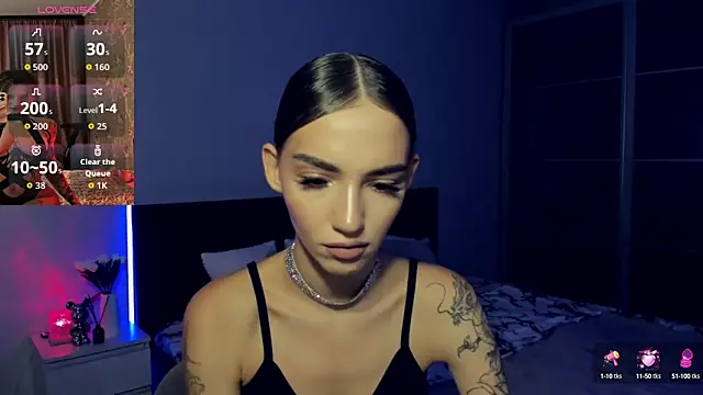 Snapshot of SophieCatty chatting on 19, 9, 2025 SophieCatty online show from 19, 9, 2025