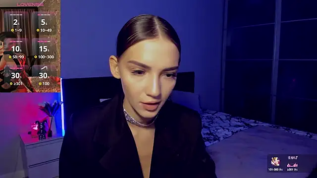 Snapshot of SophieCatty chatting on 3, 10, 2025 SophieCatty online show from 3, 10, 2025