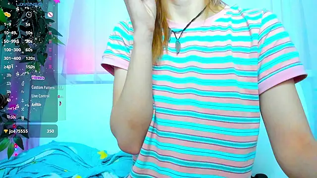Snapshot of Bell_a_mi_ chatting on 1, 3, 2025 Bell a mi online show from 1, 3, 2025