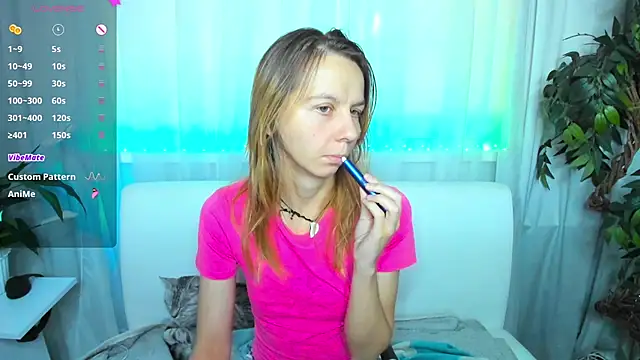 Snapshot of Bell_a_mi_ chatting on 6, 10, 2025 Bell a mi online show from 6, 10, 2025