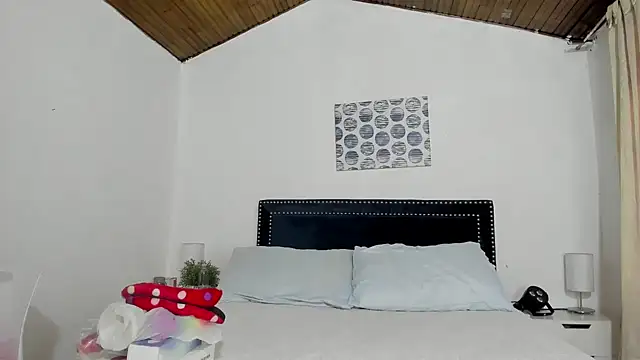 ZulyMichels online show from 12, 2, 2025