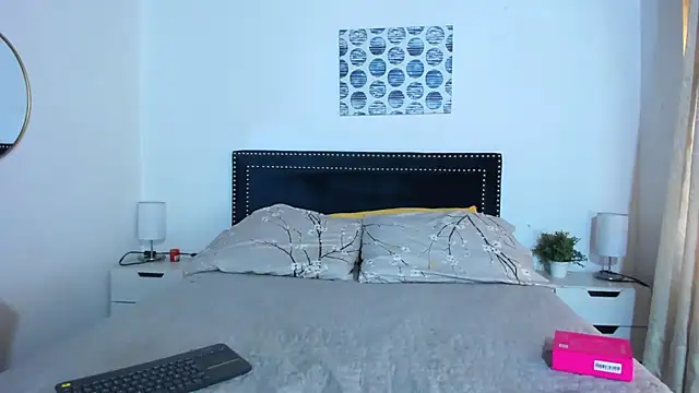 ZulyMichels online show from 24, 10, 2025