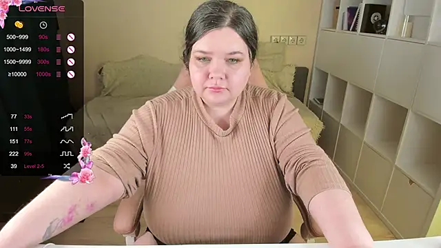 PlumPie online show from 10, 11, 2025