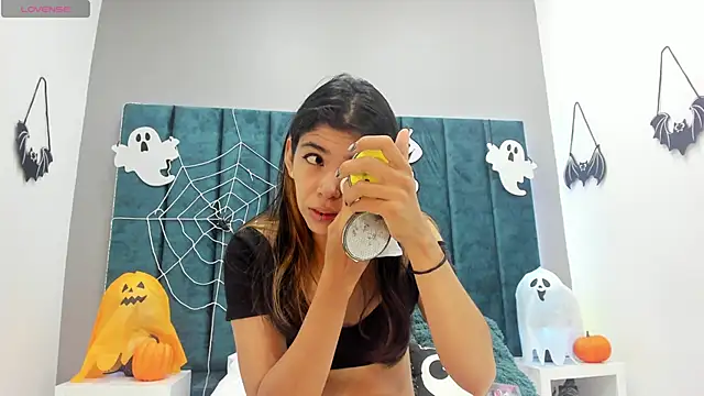 Girl Cherry online show from 15, 10, 2025