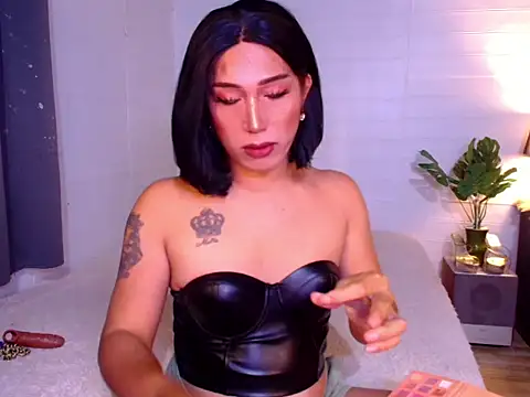 Snapshot of MissMagdalena chatting on 25, 11, 2025 MissMagdalena online show from 25, 11, 2025