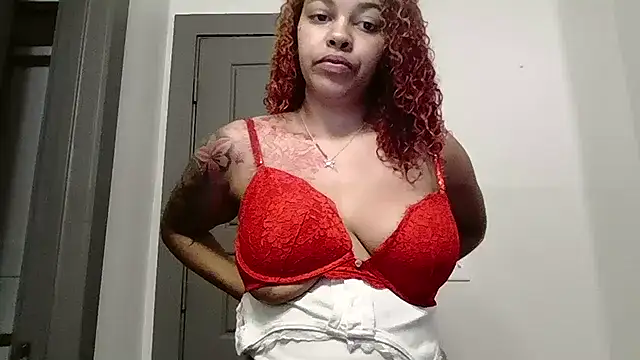 Cloutchasercrystall online show from 18, 9, 2025