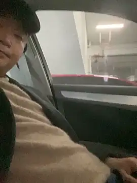 Snapshot of S00 chatting on 12, 12, 2024 S00 online show from 12, 12, 2024