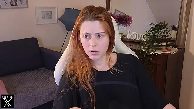 doll lesli online show from 25, 2, 2025