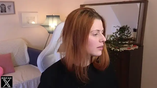 doll lesli online show from 22, 3, 2025