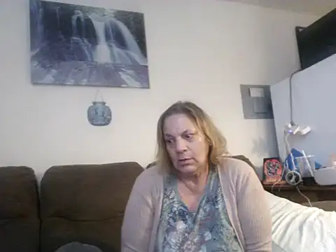 Victoria121565 online show from 8, 6, 2026