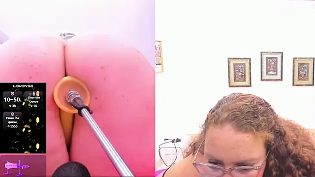 Paulina Davis  online show from 13, 2, 2025