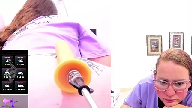 Paulina Davis  online show from 5, 3, 2025