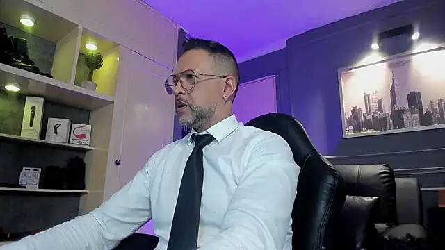 Snapshot of MrFrank_tattoo chatting on 12, 1, 2026 MrFrank tattoo online show from 12, 1, 2026