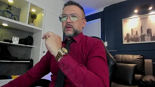 Snapshot of MrFrank_tattoo chatting on 6, 7, 2026 MrFrank tattoo online show from 6, 7, 2026