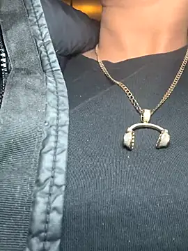 Strongqueen online show from 18, 9, 2025