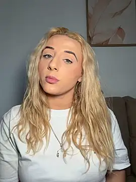 Snapshot of Strongqueen chatting on 3, 5, 2026 Strongqueen online show from 3, 5, 2026