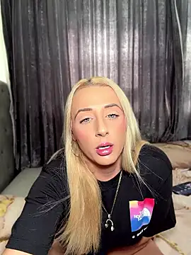 Strongqueen online show from 29, 7, 2026