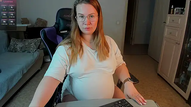 Snapshot of stella_vestal chatting on 12, 6, 2026 stella vestal online show from 12, 6, 2026