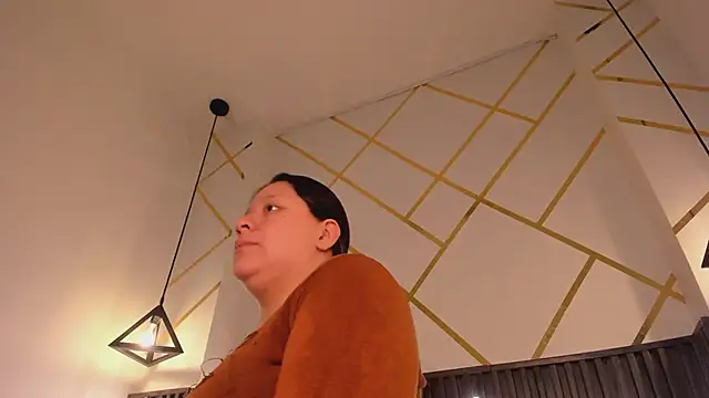  rebecca1 online show from 14, 4, 2026