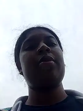 Snapshot of belindathompson chatting on 16, 9, 2025 belindathompson online show from 16, 9, 2025