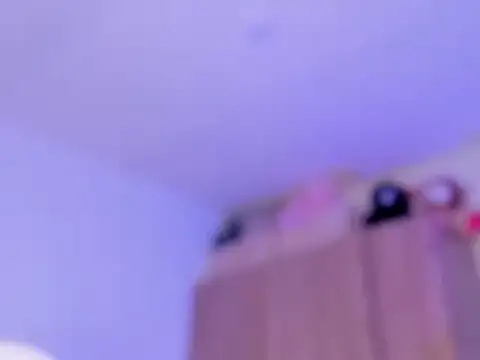 Snapshot of perla7777 chatting on 6, 2, 2025 perla7777 online show from 6, 2, 2025