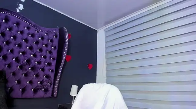 Snapshot of perla7777 chatting on 2, 3, 2025 perla7777 online show from 2, 3, 2025