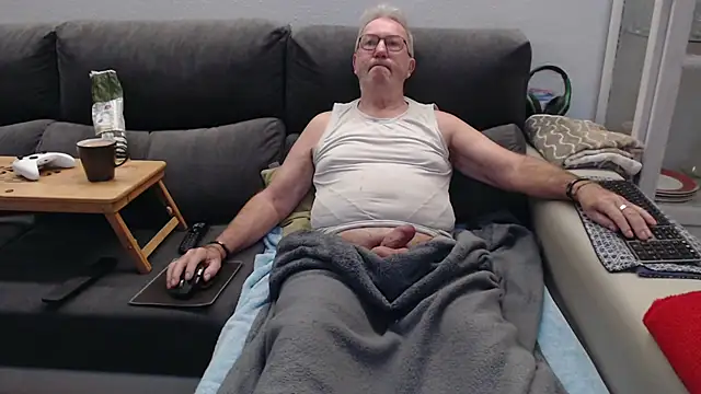 Nudelschwanz online show from 3, 3, 2026