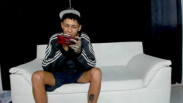 self love46 online show from 17, 4, 2026