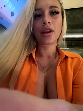 SinwithAmy online show from 8, 10, 2025