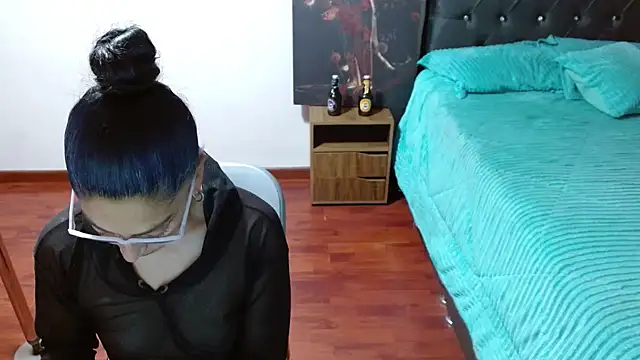 Anitta muscle online show from 10, 11, 2025