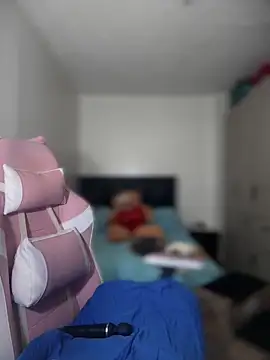 Snapshot of cami_ortiz__ chatting on 3, 1, 2025 cami ortiz online show from 3, 1, 2025