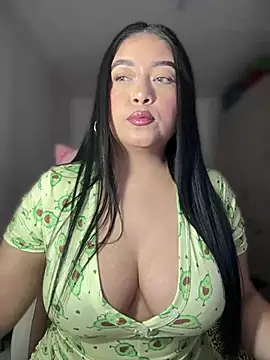 Snapshot of cami_ortiz__ chatting on 7, 2, 2025 cami ortiz online show from 7, 2, 2025