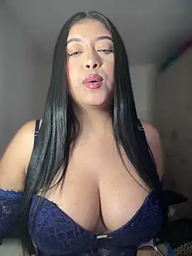 Snapshot of cami_ortiz__ chatting on 6, 3, 2025 cami ortiz online show from 6, 3, 2025