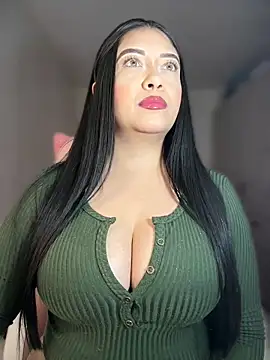 Snapshot of cami_ortiz__ chatting on 4, 12, 2025 cami ortiz online show from 4, 12, 2025